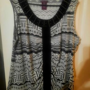 Sleeveless dressy shirt